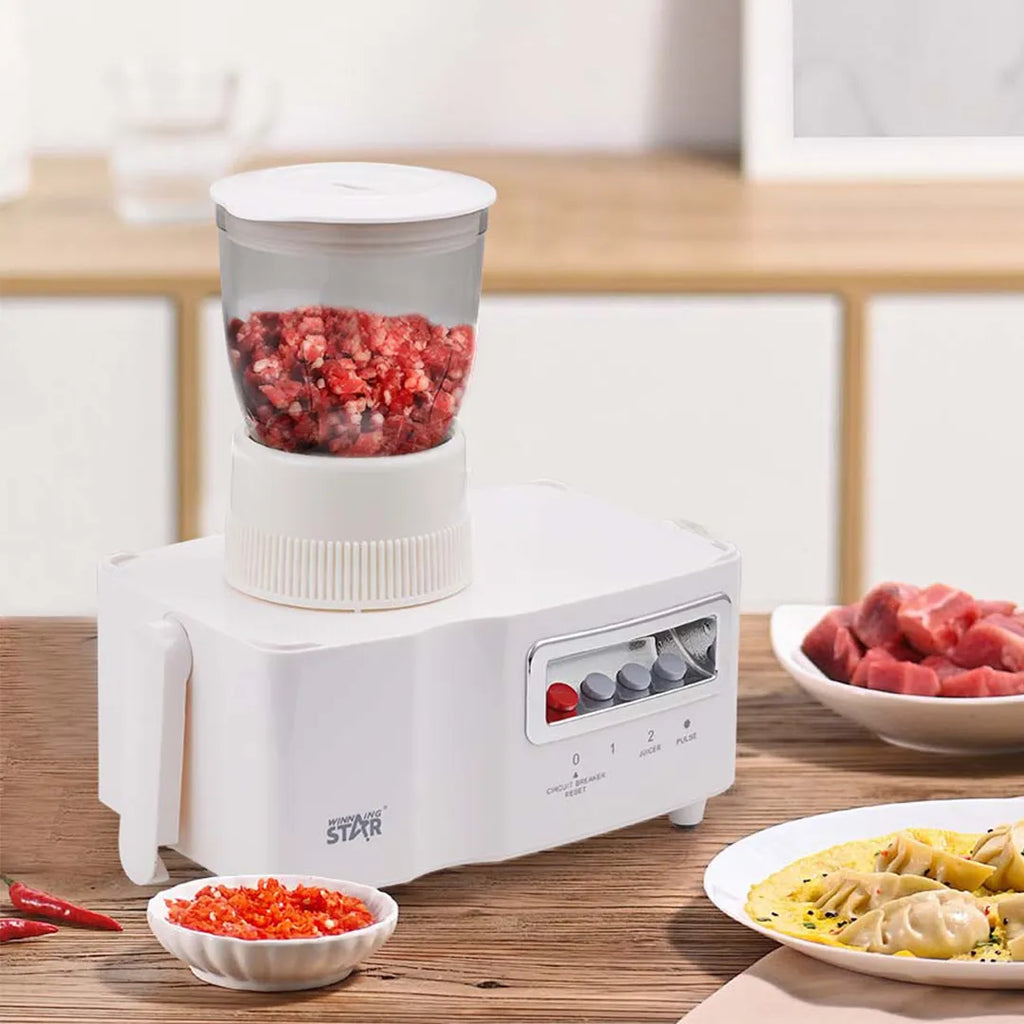 Licuadora procesadora 4 en 1 350W en uso – Mil Ideas