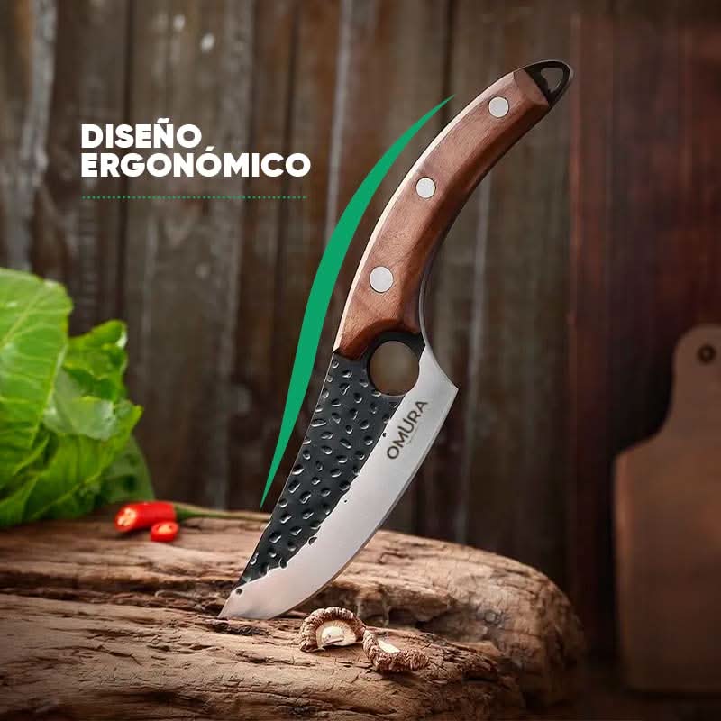Cuchillo Tadami Omura diseño japonés en uso – Mil Ideas