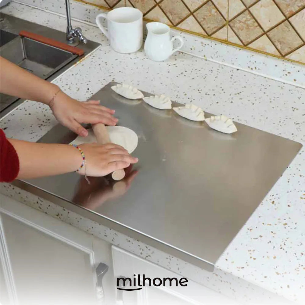 Tabla protectora de acero inoxidable Mil Ideas y alfombra FlexiRoll vista adicional – Mil Ideas