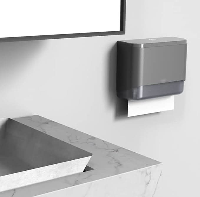 Dispensador de toallas de papel para pared en uso – Mil Ideas