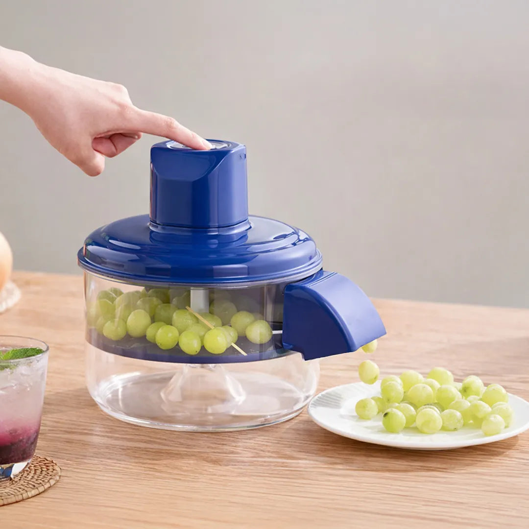 Máquina peladora de frutas y vegetales en uso – Mil Ideas