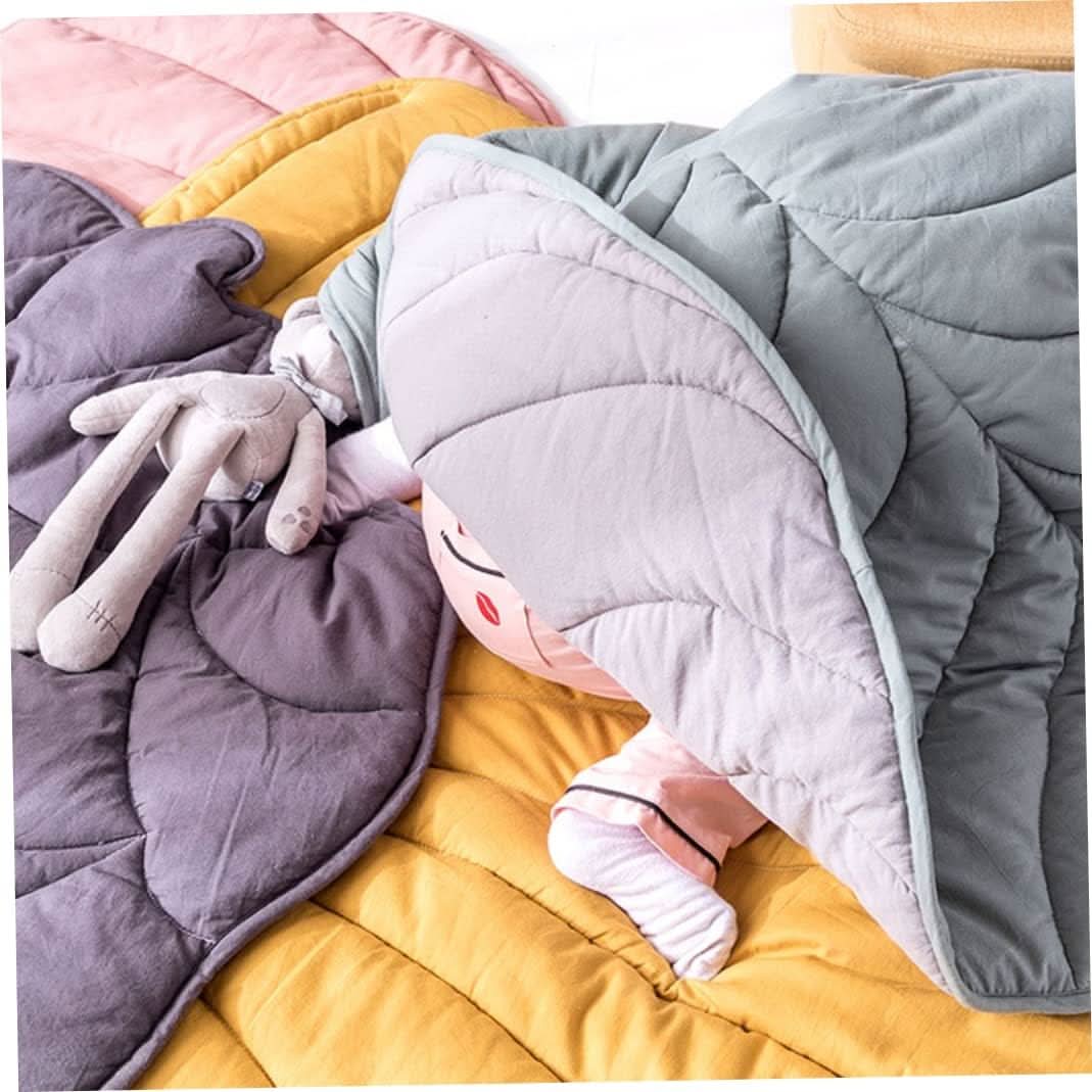 Colchoneta protectora de sofá para mascotas vista adicional – Mil Ideas