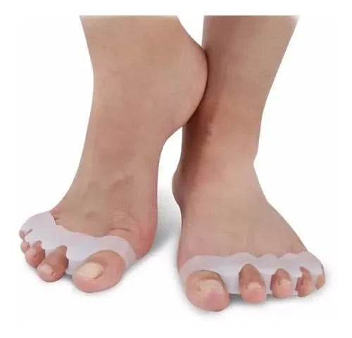 Separador de dedos de silicona blanco en uso – Mil Ideas