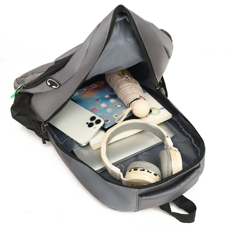 Mochila Camping con Panel Solar Integrado detalle – Mil Ideas