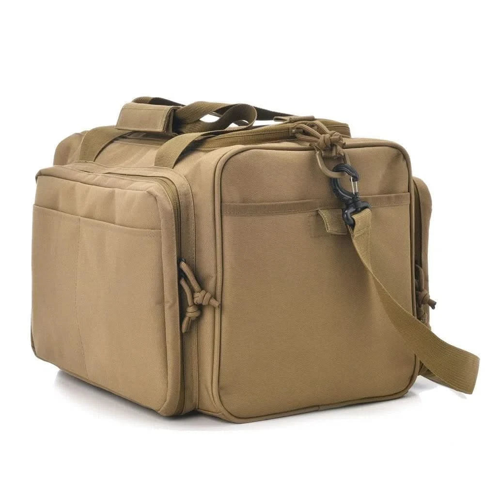 Bolso táctico Molle 30L impermeable gran capacidad en uso – Mil Ideas
