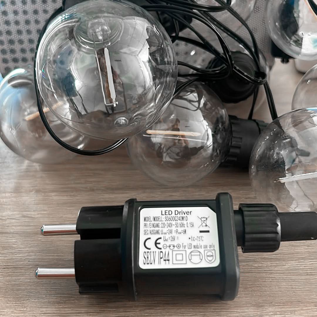 Guirnalda LED exterior jardín vista adicional – Mil Ideas