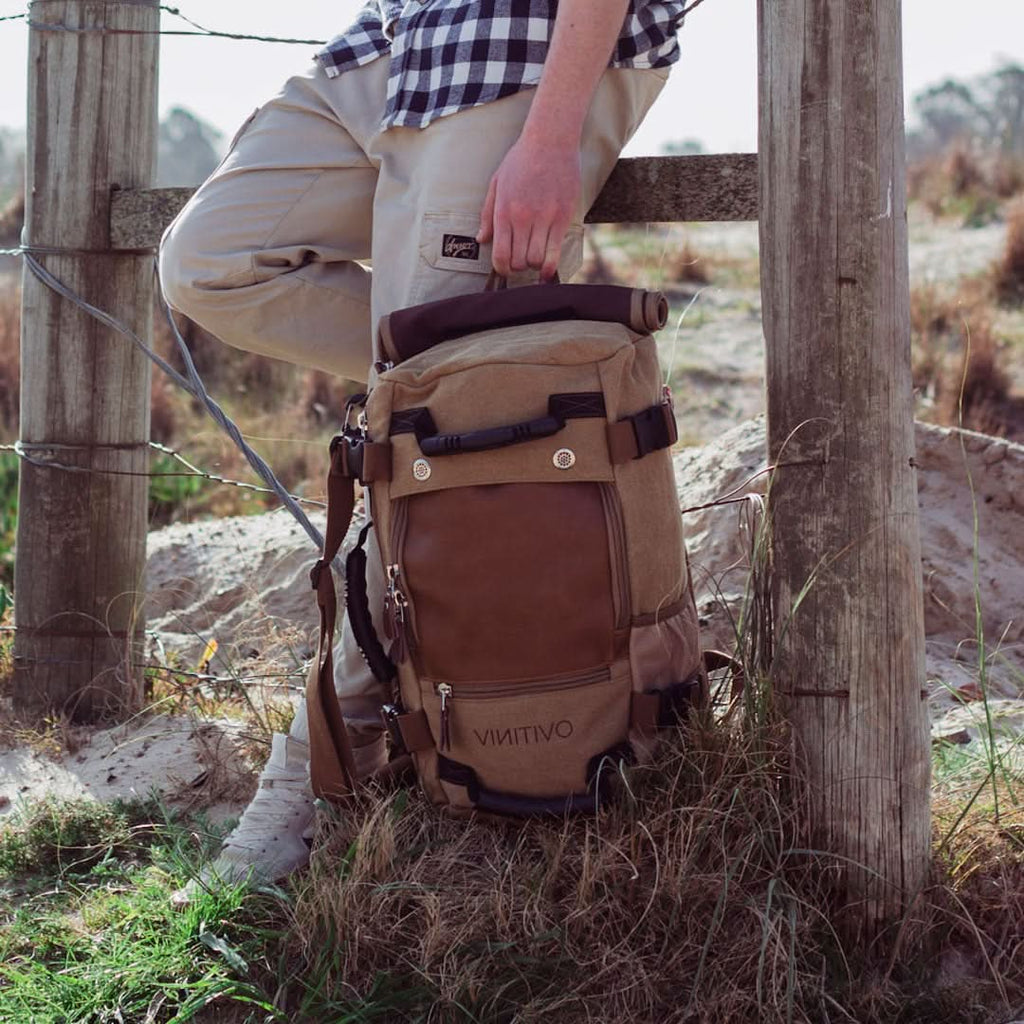 Mochila Overmont de lona en uso – Mil Ideas