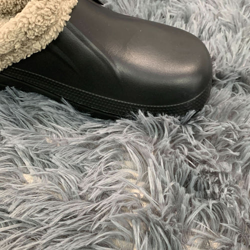Alfombra Comfort de Felpa 1,60 x 2 Mts en uso – Mil Ideas