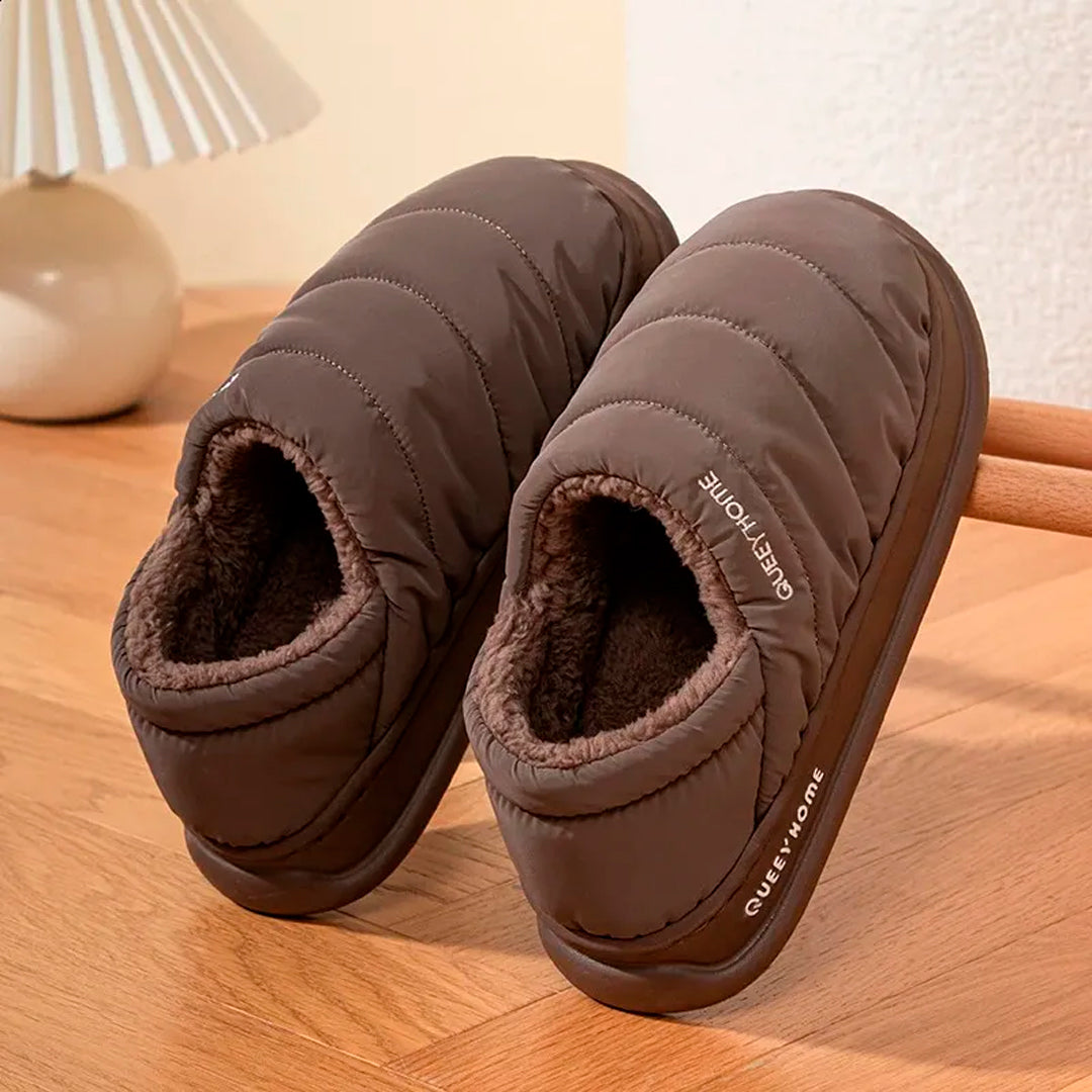 Pantufla Queey Home vista adicional lateral – Mil Ideas
