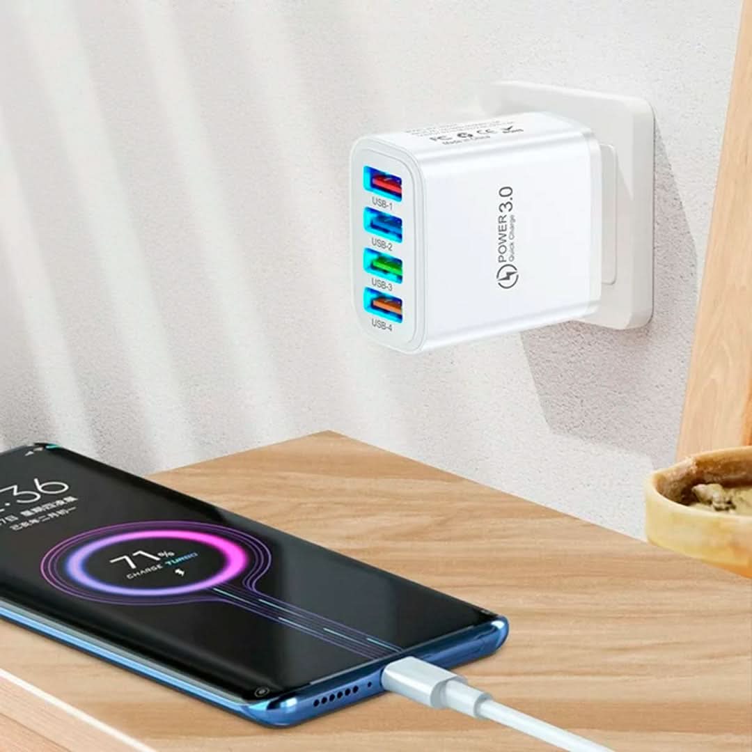 Detalle de los 4 puertos USB del cargador de 40W detalle – Mil Ideas