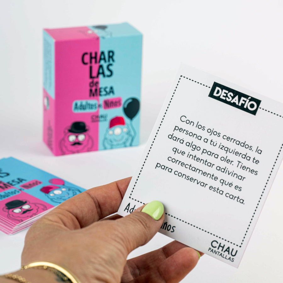 Juego de Cartas Charlas de Mesa Adultos vs Niños detalle – Mil Ideas
