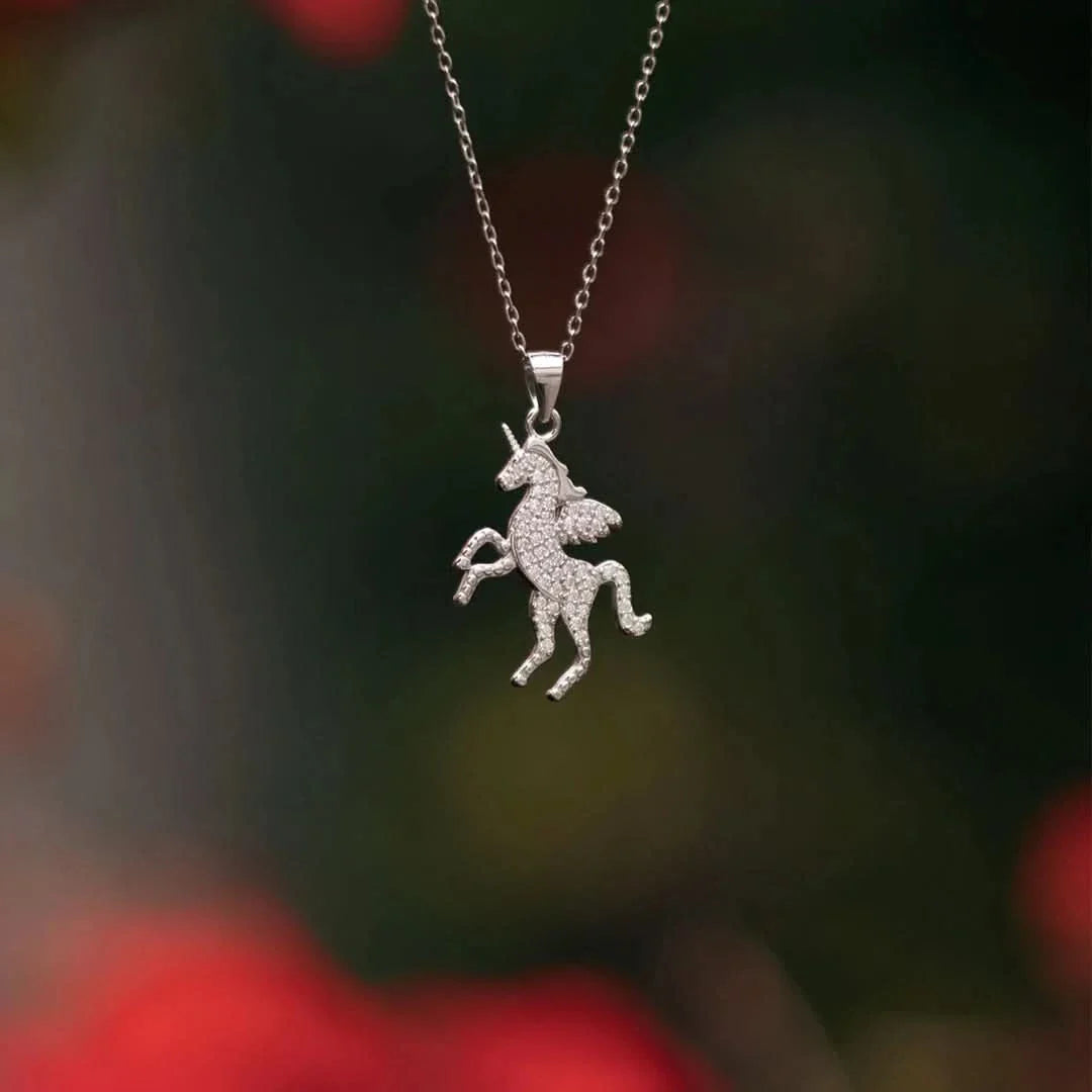 Colgante Unicornio Plata 925 detalle – Mil Ideas
