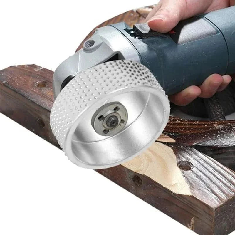 Disco de molienda para rectificado de carpintería en uso – Mil Ideas