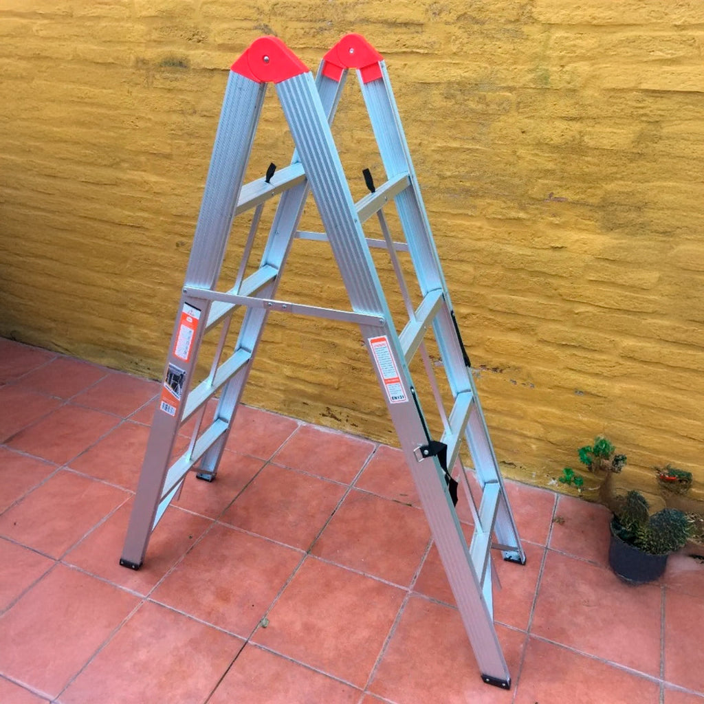 Escalera Compacta de Aluminio Totalmente Plegable 150Kg MAX