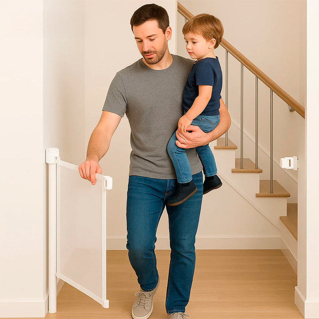 Puerta flexible con malla retráctil de seguridad detalle – Mil Ideas