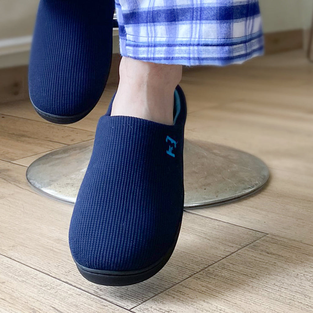 Pantuflas TheraFly vista adicional – Mil Ideas