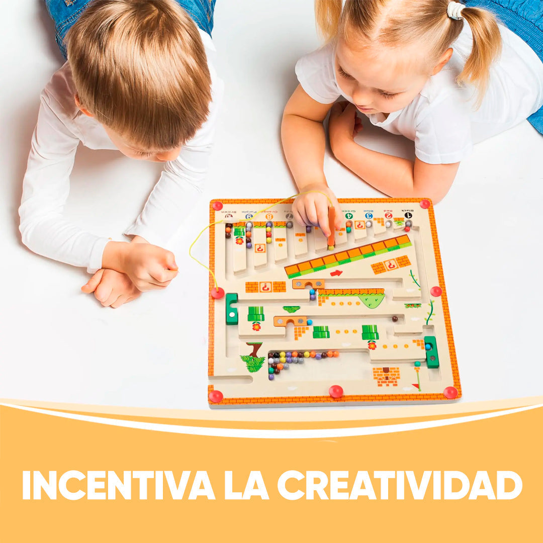 Juego tablero laberinto magnético en madera en uso – Mil Ideas