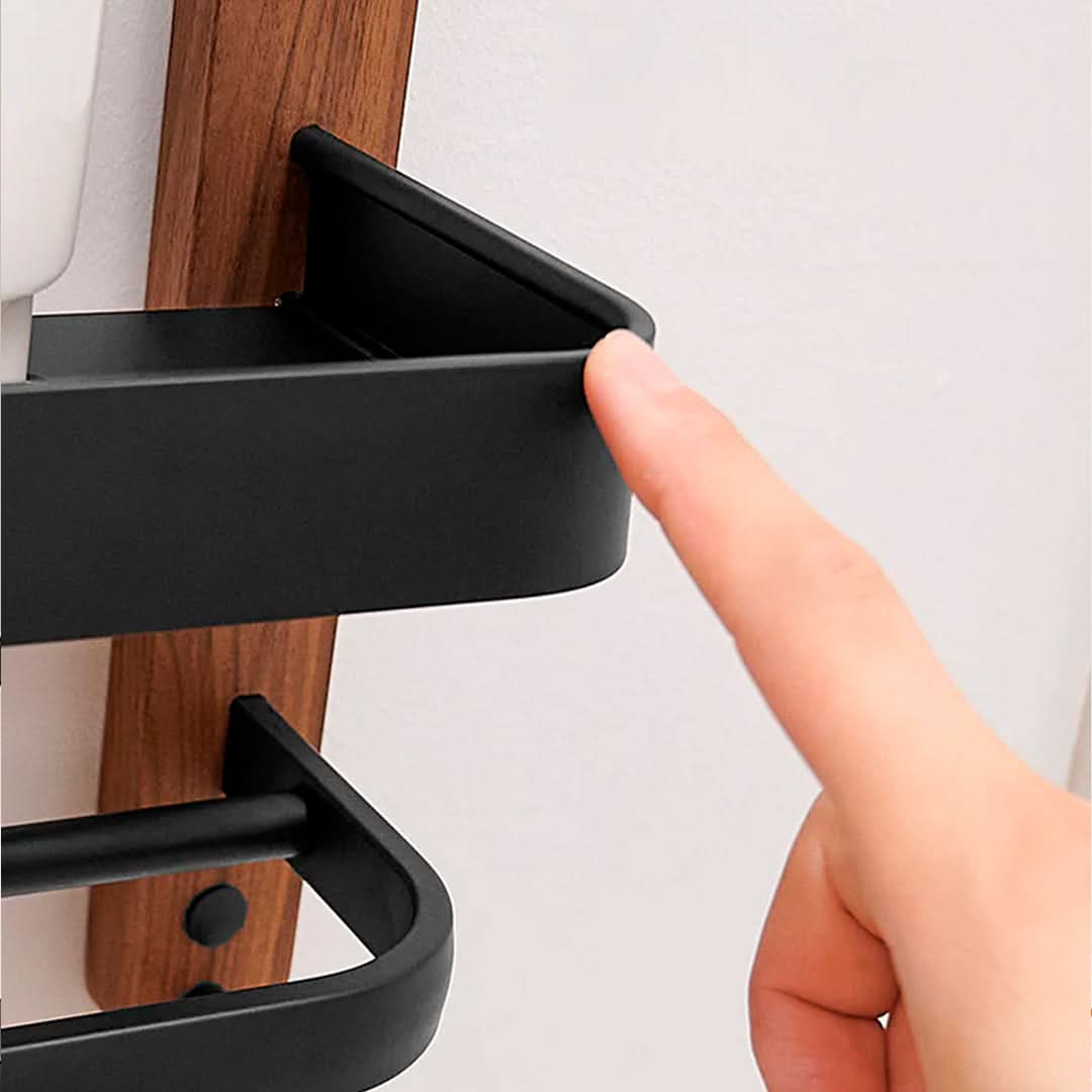 Estante toallero Luxury aluminio madera en uso – Mil Ideas