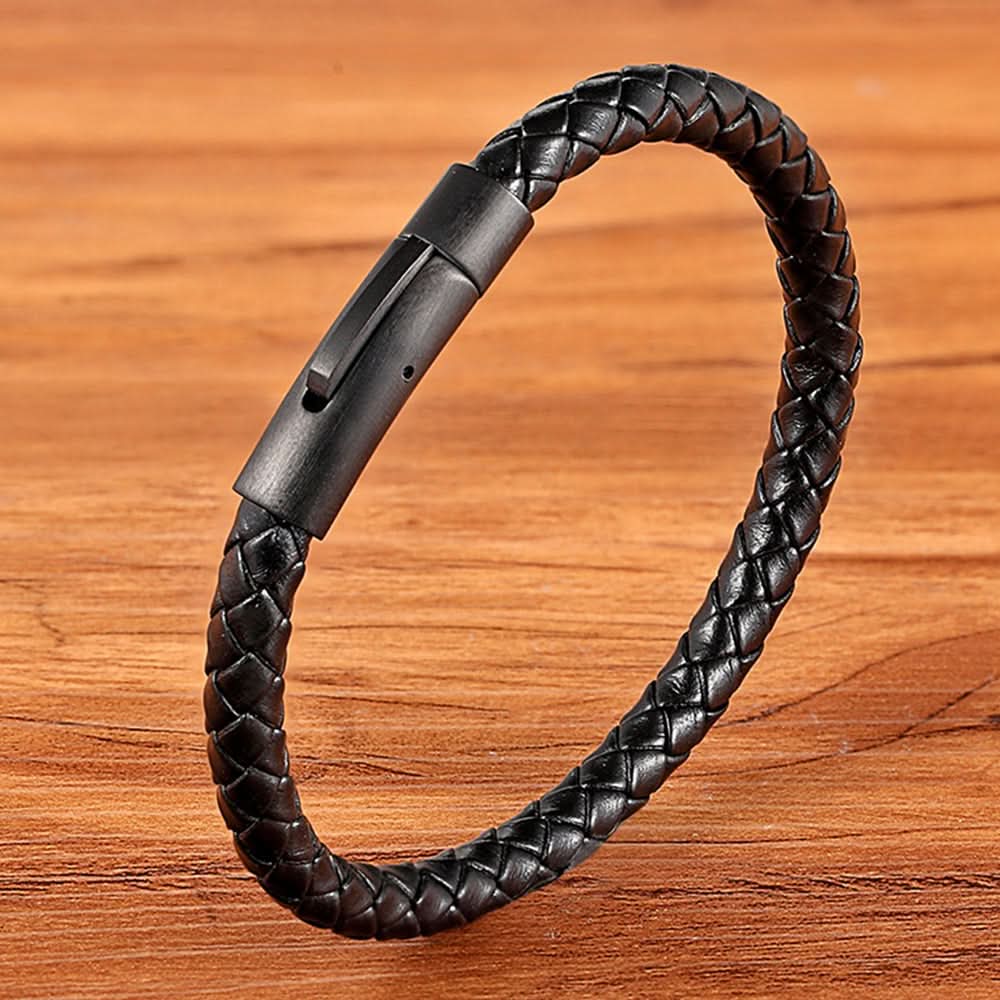 Pulsera de cuero clásica con cierre de acero detalle – Mil Ideas