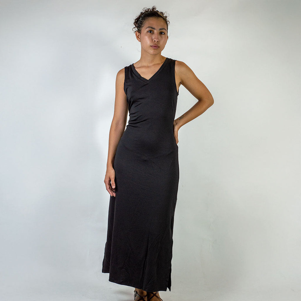 Vestido Moderno con Cuello en V vista adicional – Mil Ideas