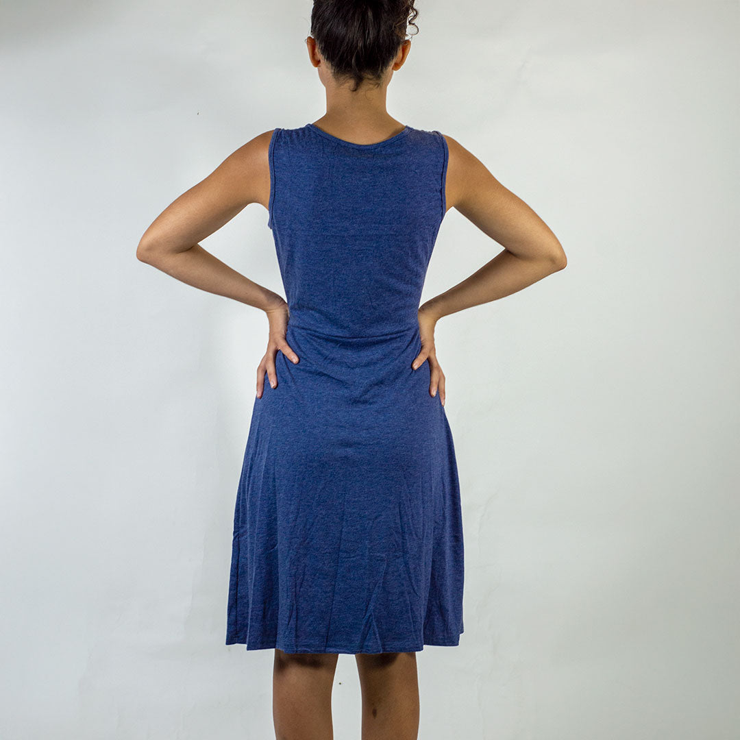 Vestido con escote Francesca vista adicional – Mil Ideas